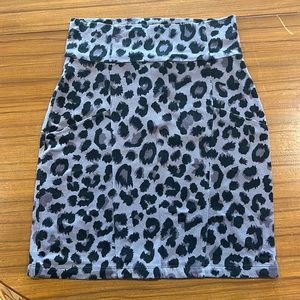 H&M | Leopard Pencil Skirt
